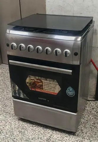 Reliable Gas Range for Sale - Good Condition!