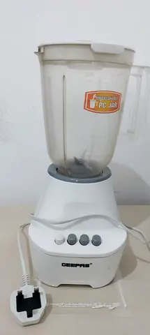 Efficient Geepas Blender for All Your Blending Needs