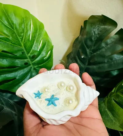 Charming Decorative Seashell with Pearls and Starfish