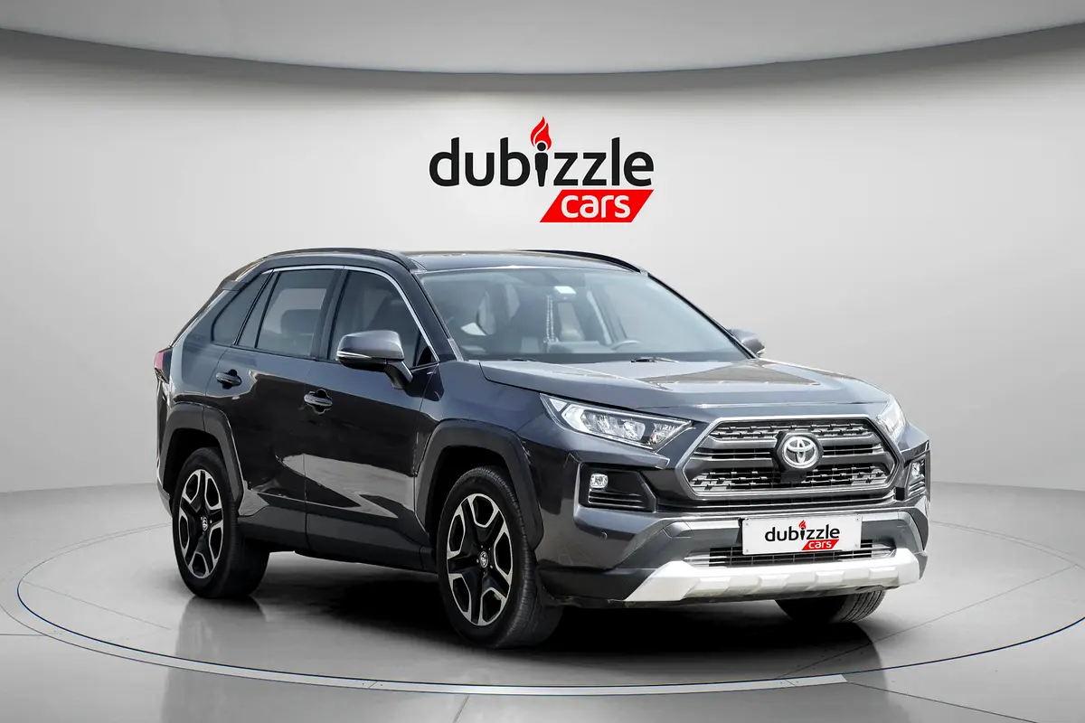 Toyota Rav 4 2021 — photo 1 of 15