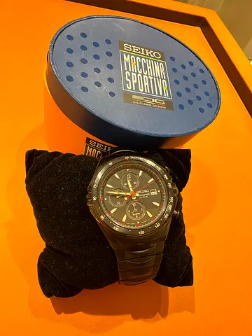 Seiko Machina Sportiva - Stylish Mens Sport Watch