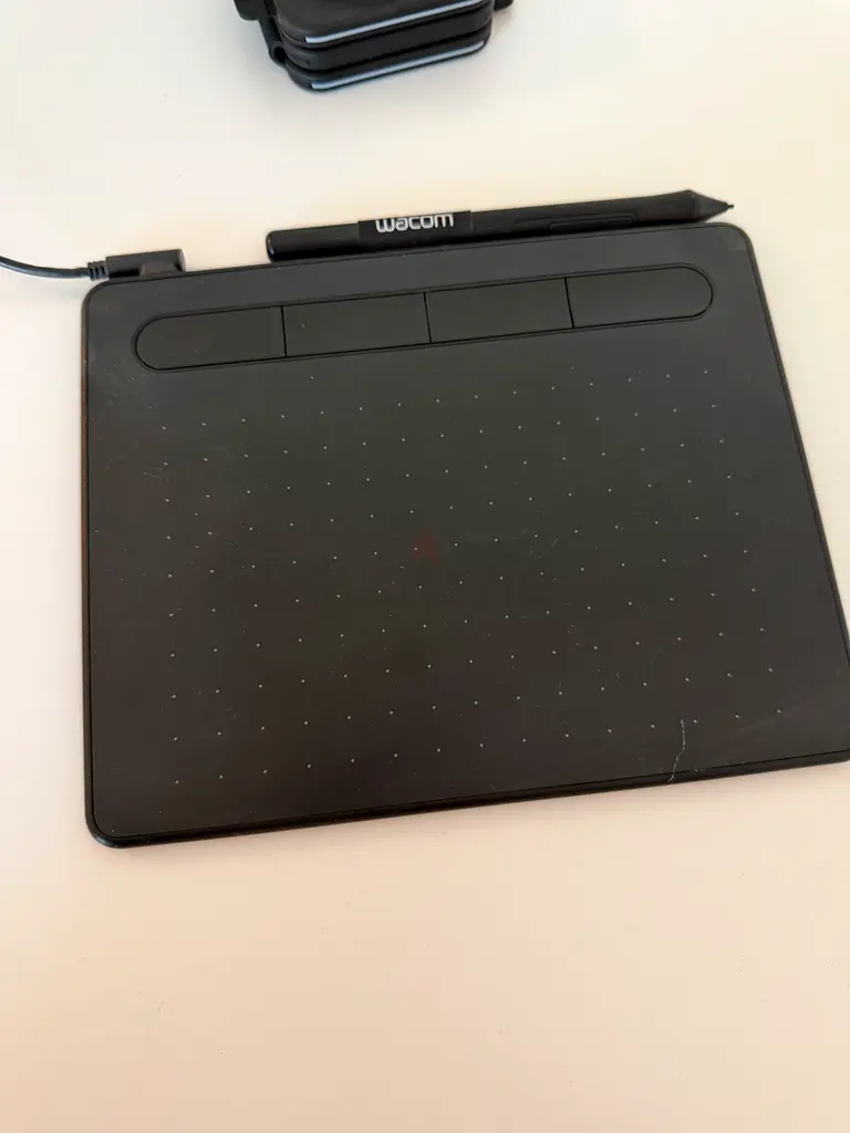 wireless charger + tablet for drawing65084798654467113
