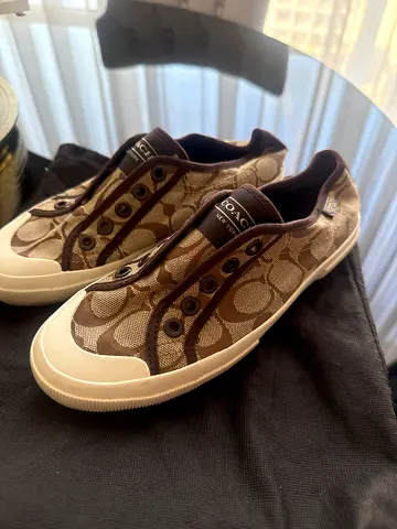 women sneakers