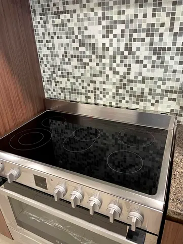 Bosch Electric Range Cooker 90x60cm Glass Ceramic hob