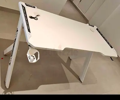 Sleek White Study Table with Cable Management