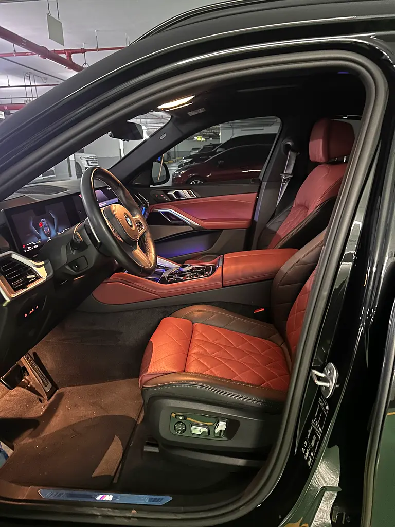 xDrive40i M Sport