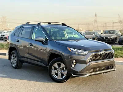 Toyota RAV4 XLE AWD 2025