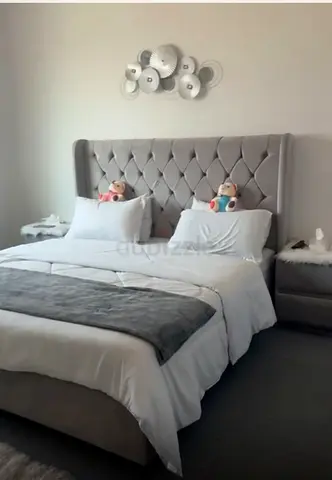 Queen bed and mattress