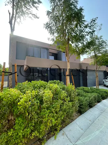 5 BR FOREST + POOL  | READY |  | BIG PLOT