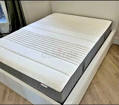 Malam king size bed 180/200cm bed with 2 storage drawers underneath and Ikea mattress