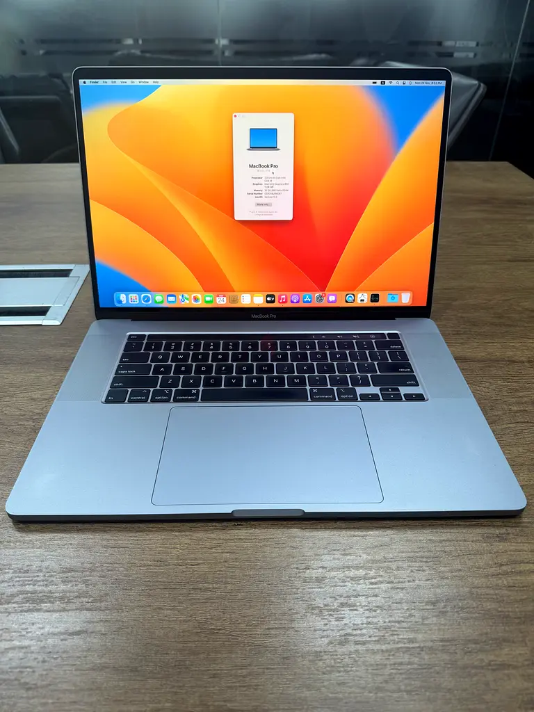 画面故障：MacBookPro 16inch(Radeon Pro 5500M) 画面故障：MacBookPro 16inch(Radeon Pro 5500M) MacBook Pro 16インチ