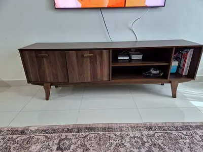 Tv unit