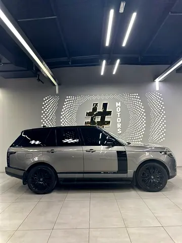 Range Rover Vogue V8 GCC