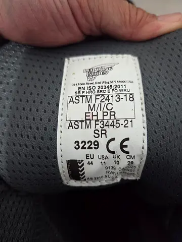 Red wings safety Boot