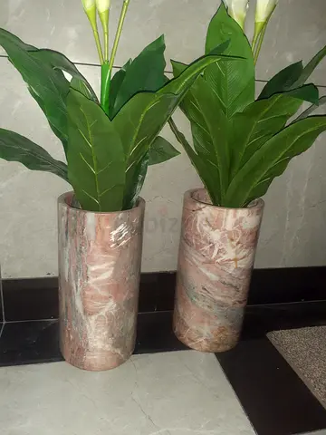 MARBLE CYLINDER / FLOWER STAND