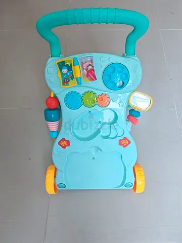 Interactive Push Walker for Learning Babies