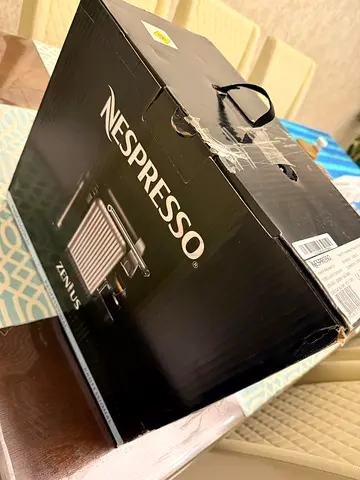 Nespresso Zenius Professional coffee Machine ZN 100/EUR 1