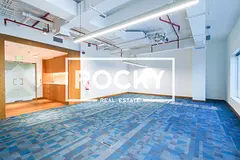 Ready to move in | Close to Metro |Chiller free