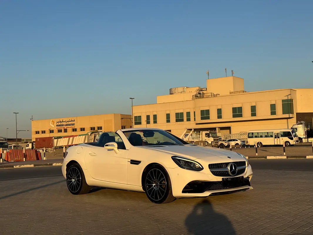 Mercedes-Benz SLC-Class 2018 — photo 1 of 20
