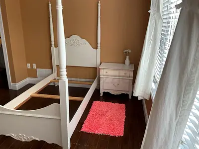 Girls bedroom set for sale
