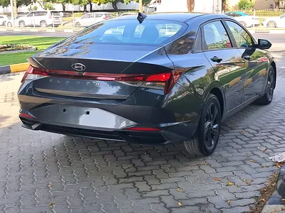 2021 Hyundai ELANTRA 照片 3