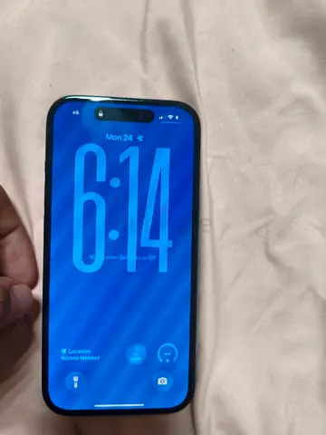 black Phone 15 never repaired or opened in excellent condition