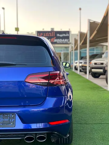 صورة 8 لـ 2018 Volkswagen GOLF R