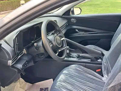 2021 Hyundai ELANTRA 照片 3