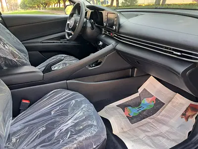 2021 Hyundai ELANTRA 照片 15