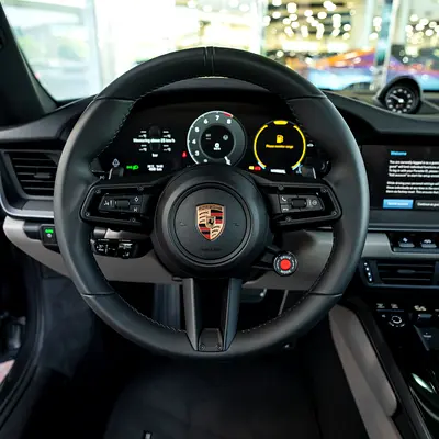 صورة 5 لـ 2025 Porsche 911