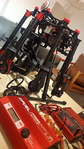 DJI SPREADING WINGS S1000 (BRAND NEW) WITH CANON CAMERA