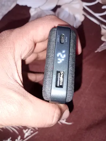 Portable Wireless Charger - Perfect for On-the-Go Charging!