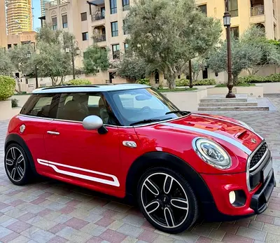 SPECIAL MINI Cooper S JCW * AMAZING RED COLOR * GCC * LOW MILEAGE * HEADS-UP DISPLAY