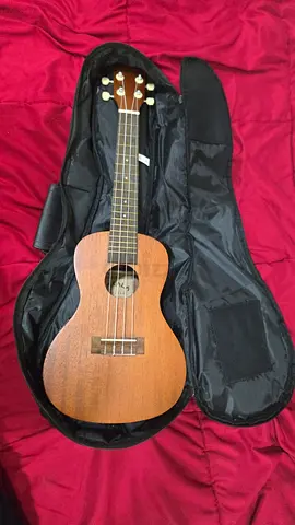 Makala Classic Ukulele