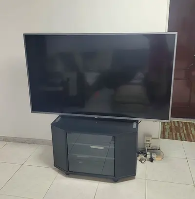 High-Quality Philips 65” 4K Ultra HD LED TV