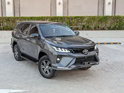 TOYOTA FORTUNER 2018 FACELIFTED 2025 V4 2.7L GCC IN EXCELLENT CONDITION