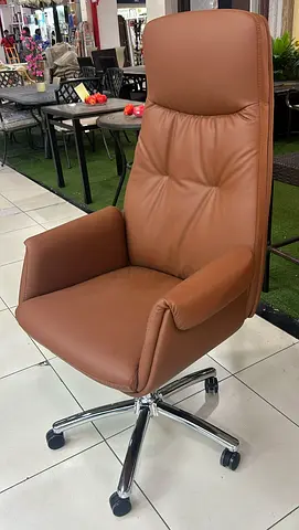 Executive leather revolving chair