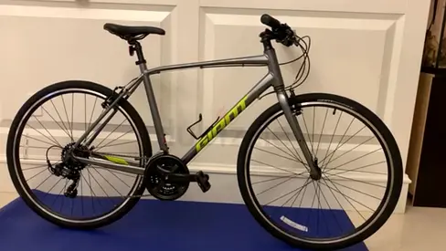 Giant Escape 3 Hybrid