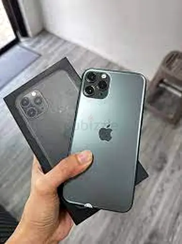 iphone 11 pro max 256 gb JUST LKE NEW