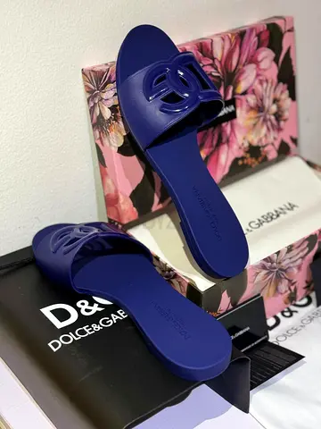 Dolce  Gabbana Floral Gift Box
