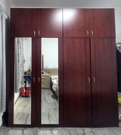 Spacious Brown Wardrobe with Mirrors