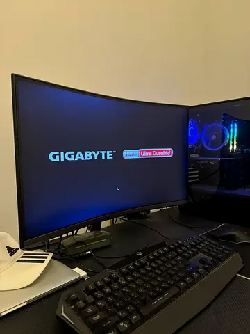Clean and Complete Gaming Setup For Sale