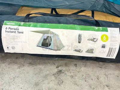 6 person instant up tent from Australia