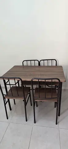 DINING TABLE SET (4 CHAIRS)
