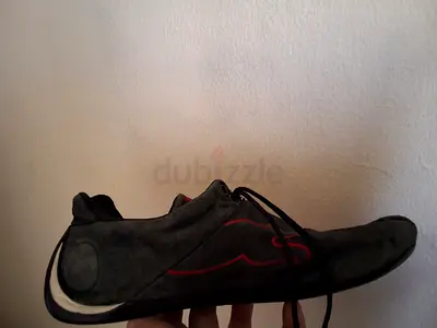 Stylish Puma Athletic Shoes - Trendy and Comfortable