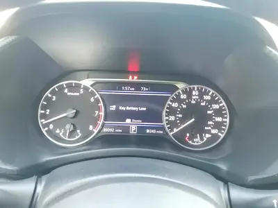 Nissan Sentra SV, миниатюра 4