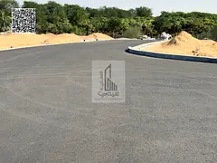 Corner plot | Close to services | Fees included twice | Freehold