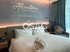 Stunning I Luxurious I Ready to Move