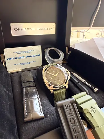 Panerai Luminor 1950 8 Days GMT Dot Dial