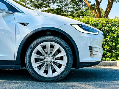 صورة 6 لـ 2020 Tesla MODEL X
